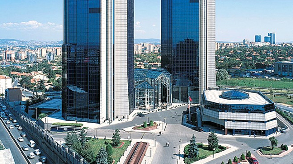Yeni Neslin Sabancı\'sı İçin Düğmeye Basılıyor