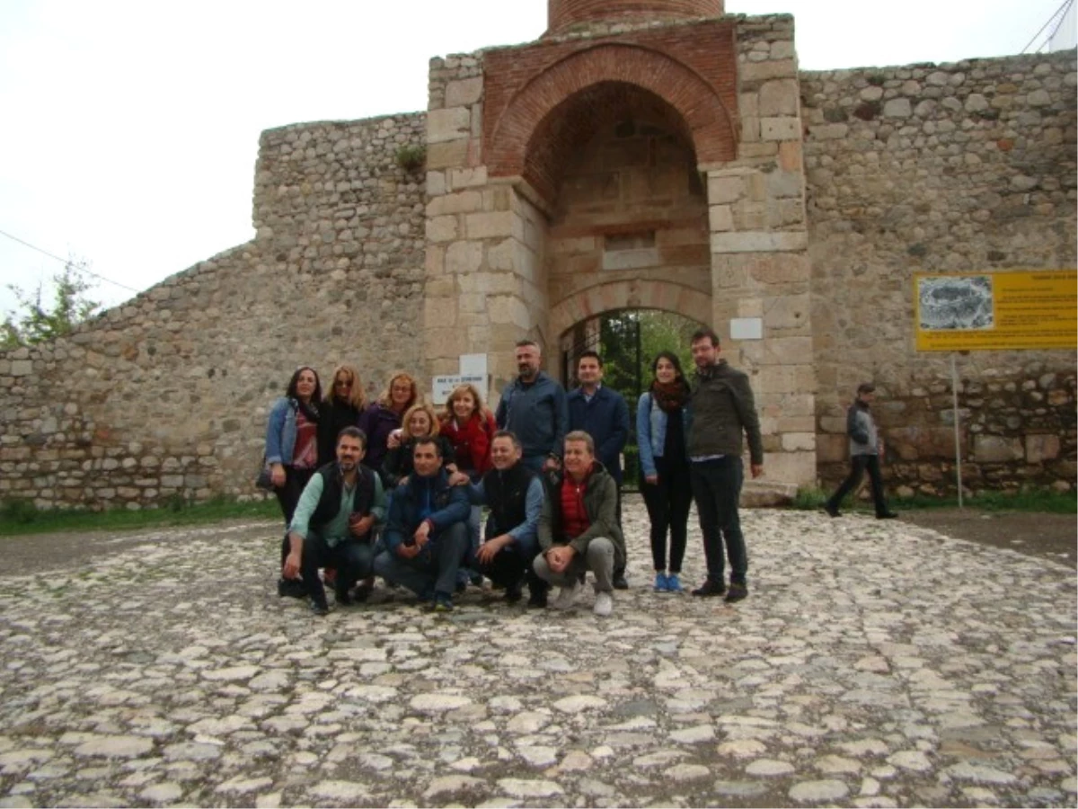 Zile Tarihi ve Doğal Güzellikleriyle Turistlerin İlgisini Çekiyor