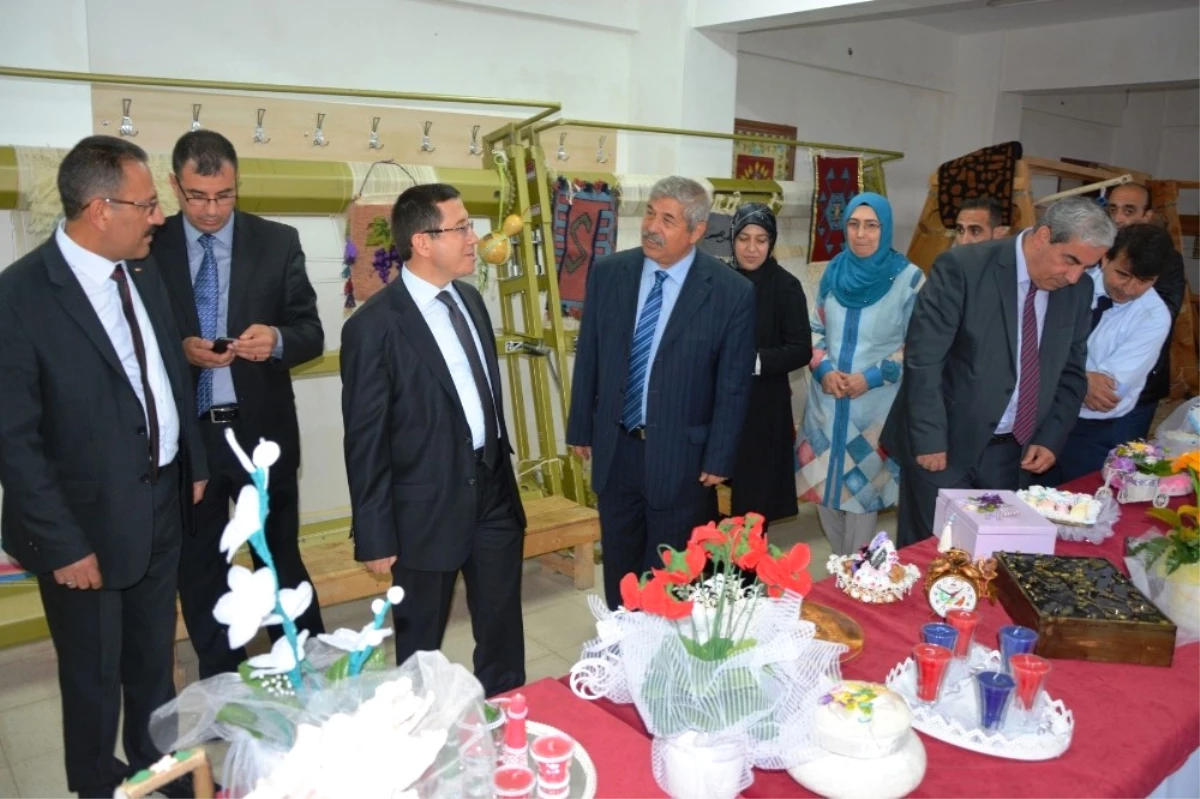 Arapgir Meslek Yüksekokulu\'nda Mezuniyet Töreni Yapıldı