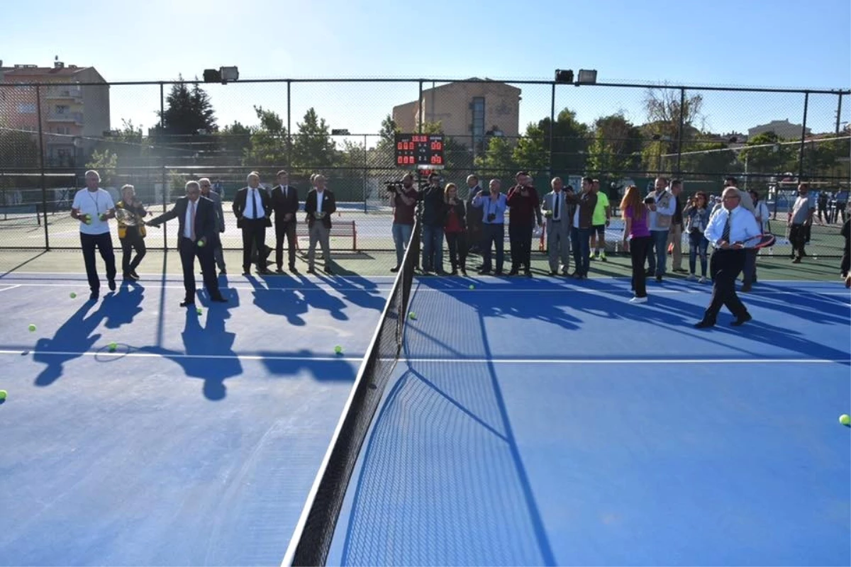 Başkan Albayrak Çorlu\'da Tenis Kompleksi Açılışına Katıldı