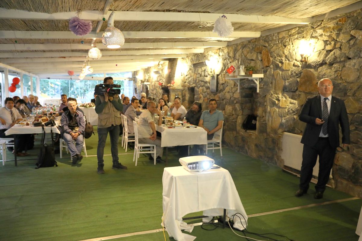 Başkan Gümüş, Gazetecilerle Buluştu