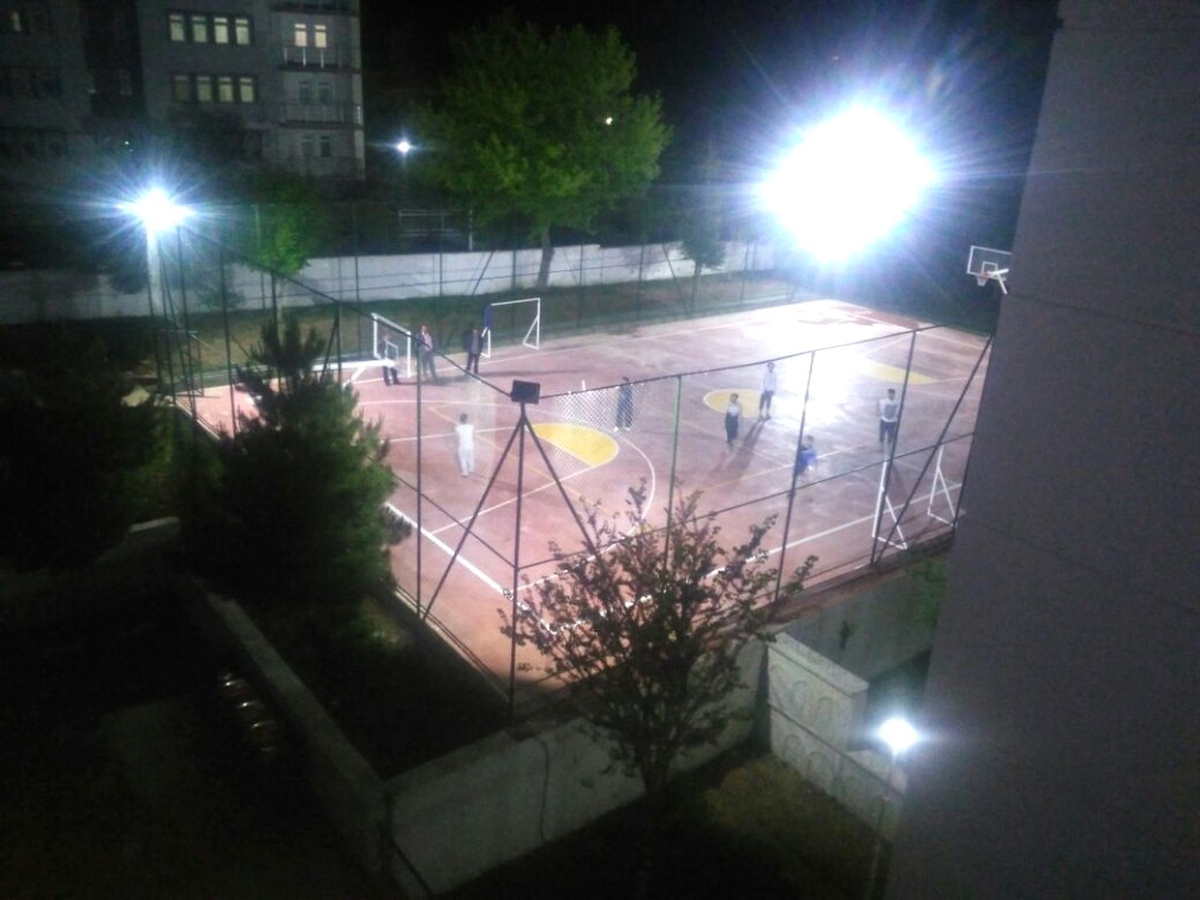 Beyşehir\'de Spor Sahasına 50 Bin Liralık Yatırım