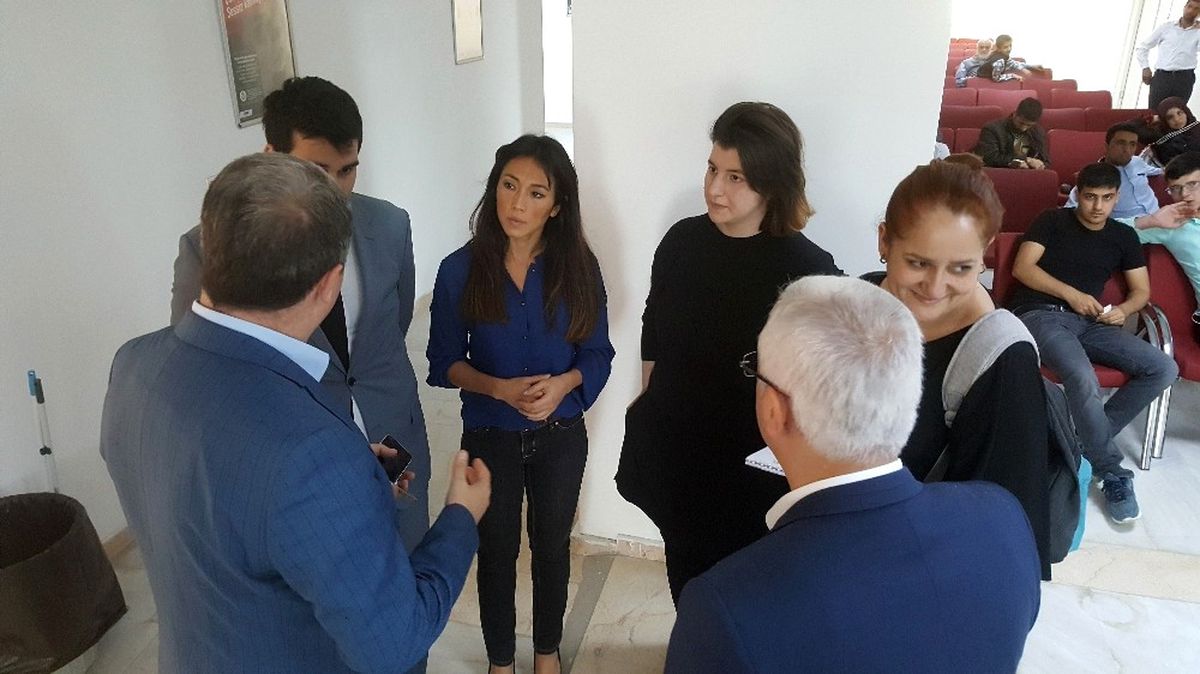 Brezilyalı Ünlü Aktris Daniele Suzuki Sultanbeyli\'de