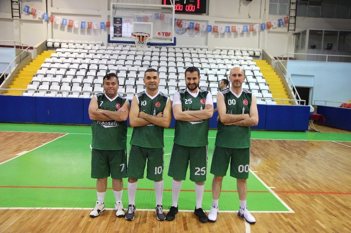Büyükşehir Birimler Arası Spor Şenliği\'nin Şampiyonları Belli Oldu