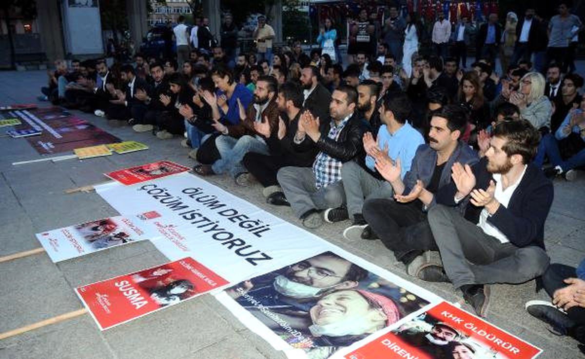 CHP\'li Gençlerden Gülmen ve Özakça\'ya Destek