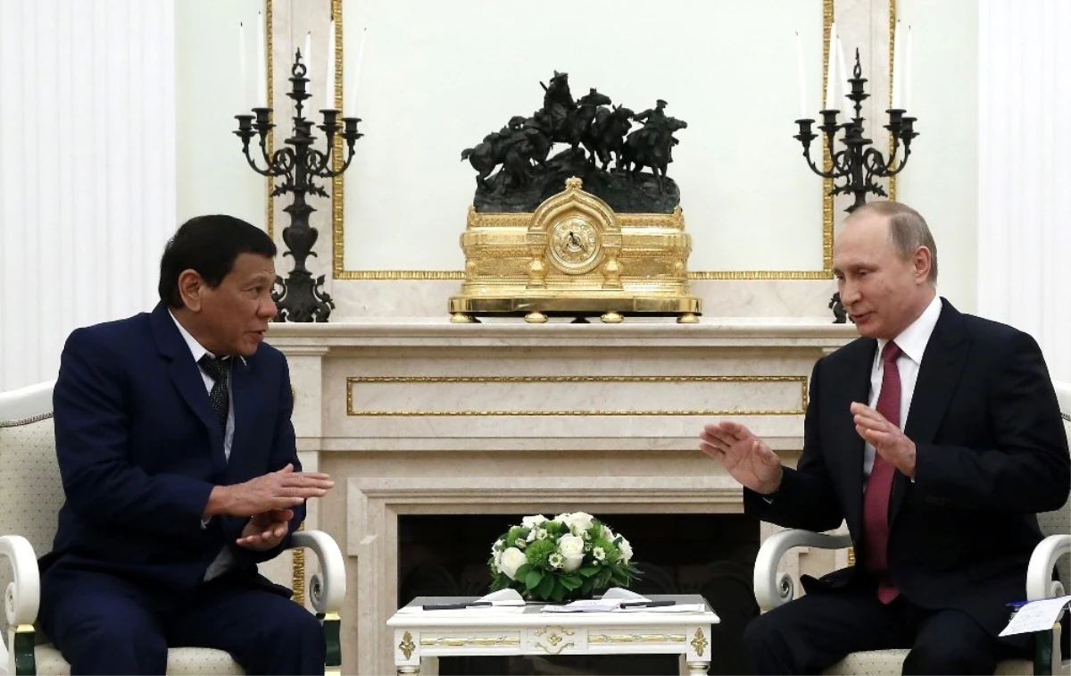 Duterte, Putin ile Görüştü