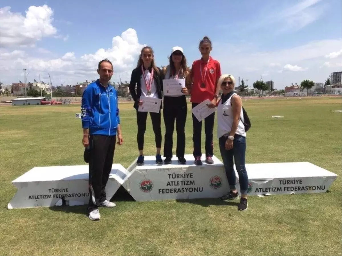 Edanur, Atletizmde Türkiye Birincisi Oldu