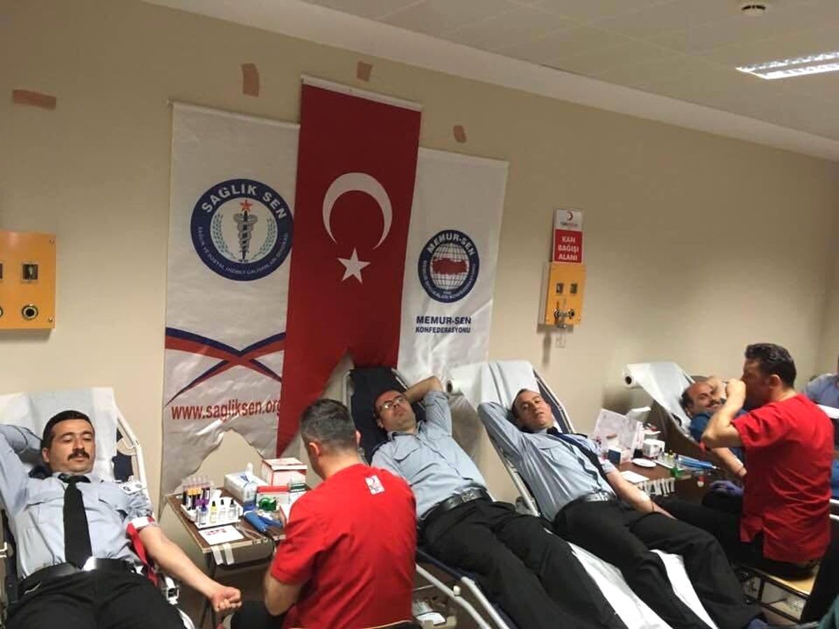 Kdz. Ereğli Sağlık-Sen Şubesi Kan Bağışı Kampanyası Düzenledi