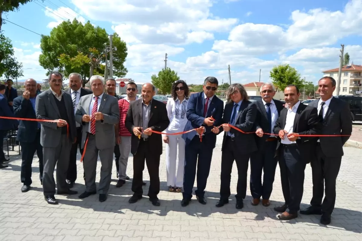 Kulu Hem ve Akşam Sanat Okulu Yılsonu Sergisi Törenle Açıldı