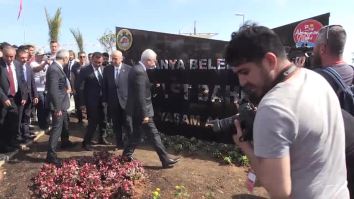 MHP Genel Başkanı Bahçeli, Kendi Ismini Taşıyan Yaşam Alanını Gezdi