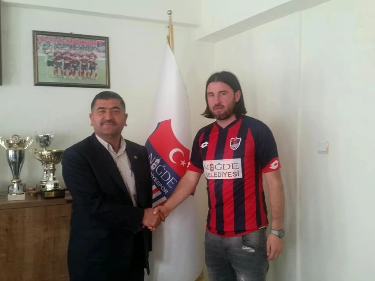 Niğde Belediyespor İç Transferde 5 Oyuncusu ile Tekrar Anlaştı