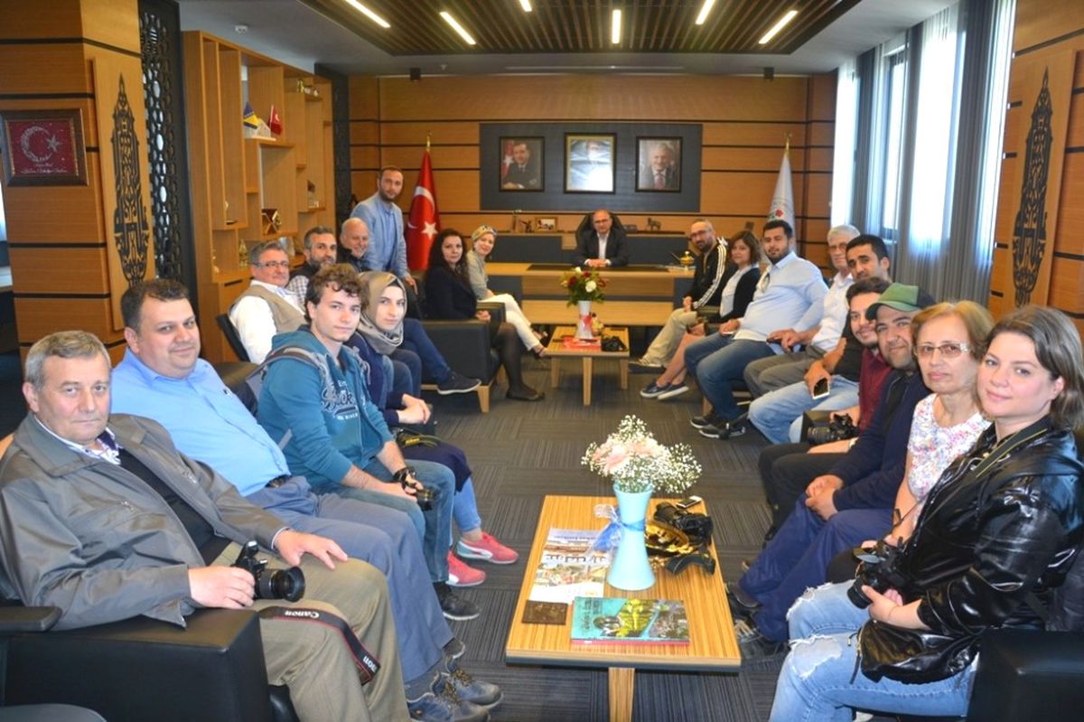 Oral, Yeni Belediye Binasını Tanıttı