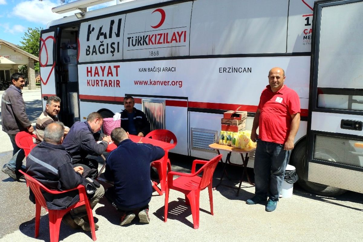 Özel İdare Çalışanlarından Kan Bağışı
