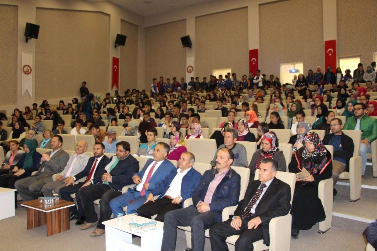 Seydişehir\'de Yarışmada Dereceye Girenlere Ödülleri Verildi