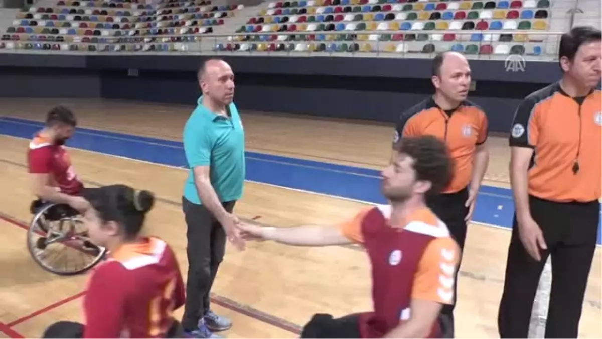 Tekerlekli Sandalye Basketbolda Maçın Ardından - Metin Dinçol