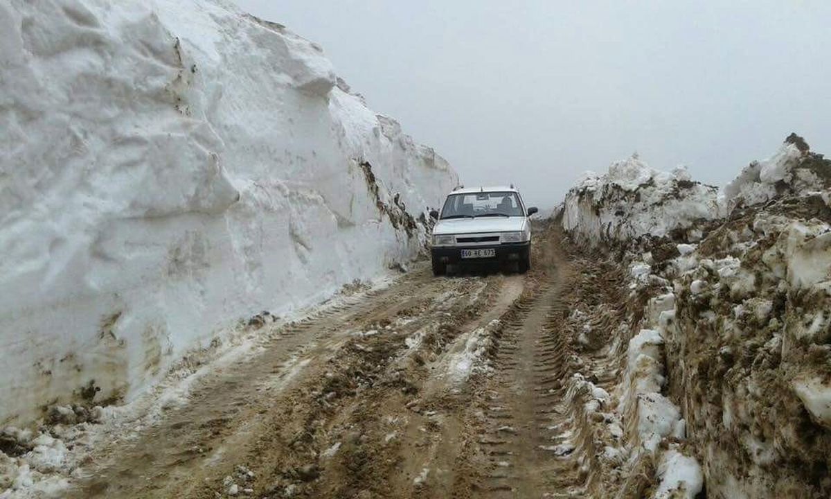 Tokat\'ta Karla Kaplı Yayla Yolu Ulaşıma Açıldı