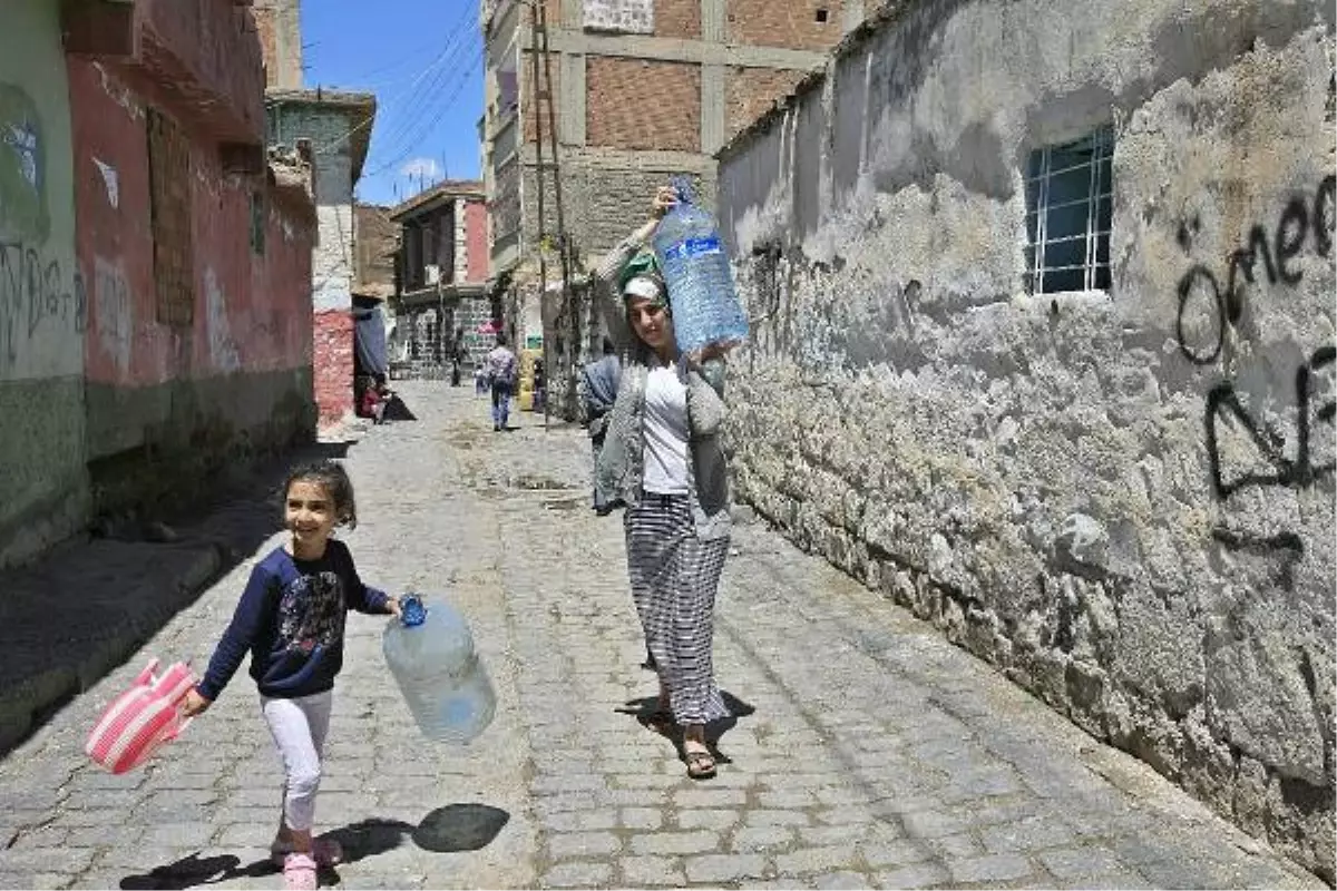 Yıkıma Başlanan Alipaşa Mahallesi\'nde Sular da Kesildi