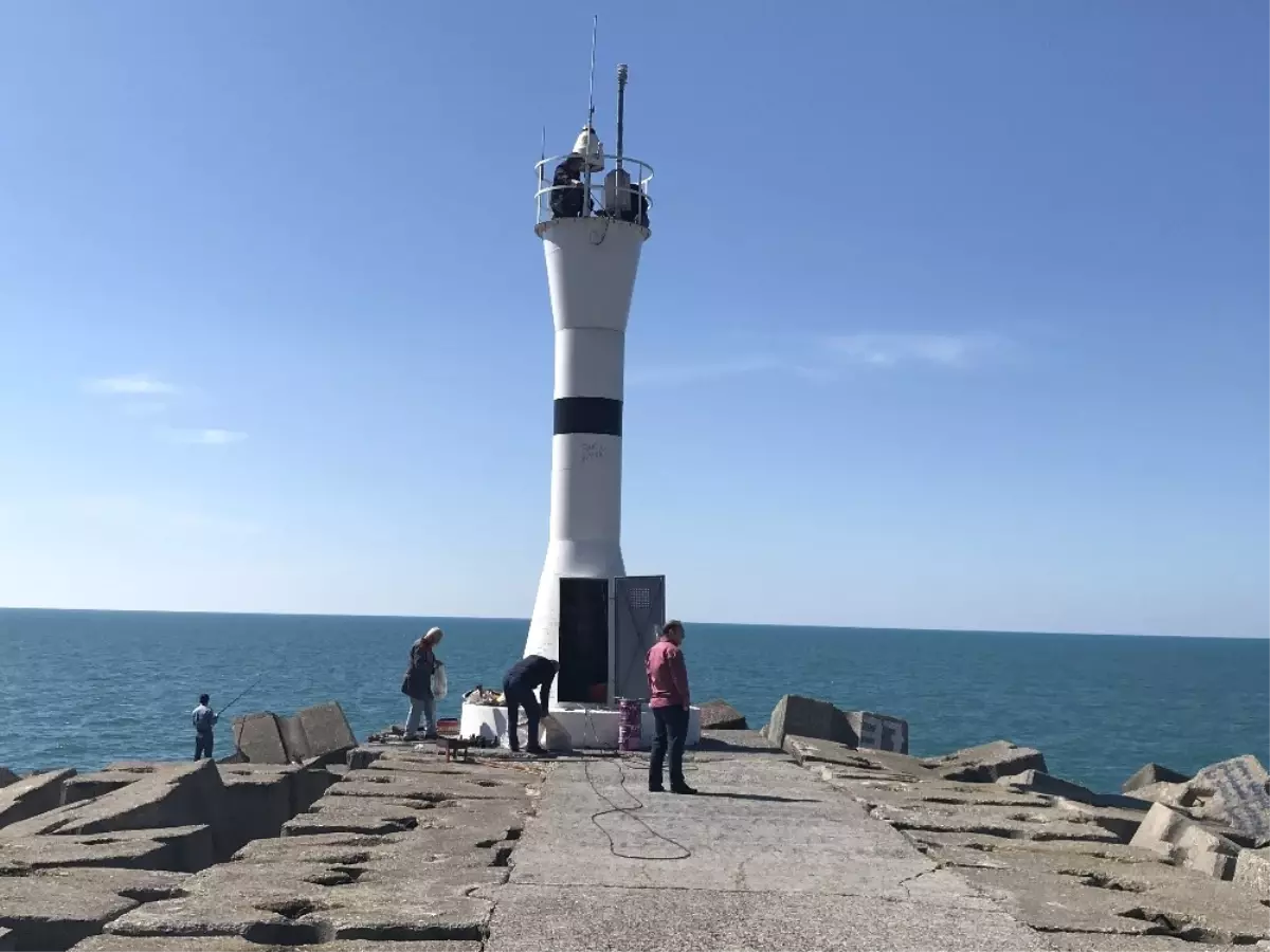 Akçakoca\'da Meteoroloji Bakım Yapıyor