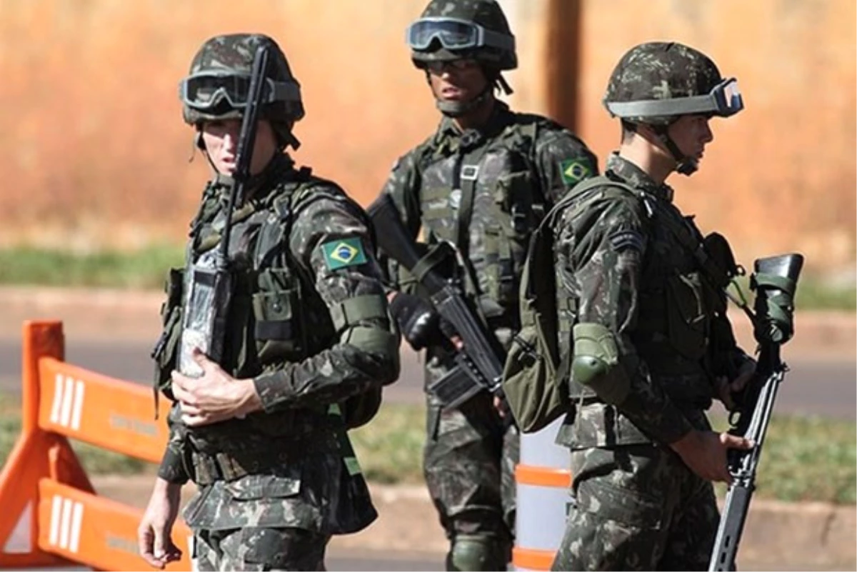 Brezilya\'da Kamu Düzeni İçin Orduyu Görevlendiren Kararname İptal Edildi