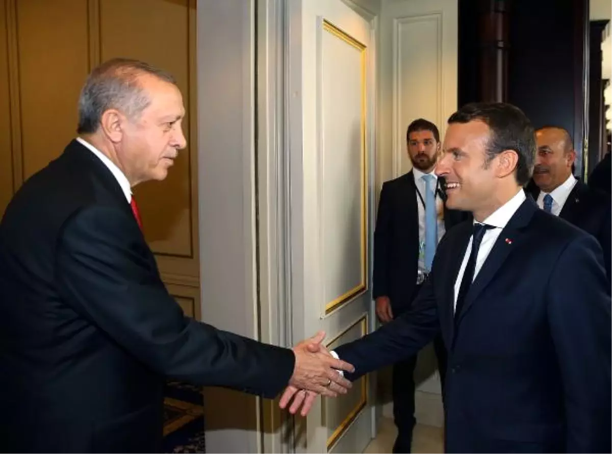 Cumhurbaşkanı Erdoğan Fransa Cumhurbaşkanı Macron ile Görüştü - 2 - Fotoğraflar