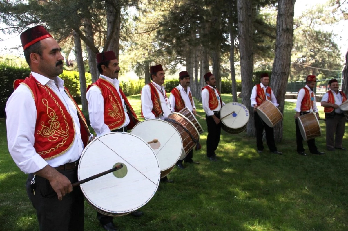 Davulcular Vatandaşı "Mehter Marşı" ile Sahura Uyandıracak