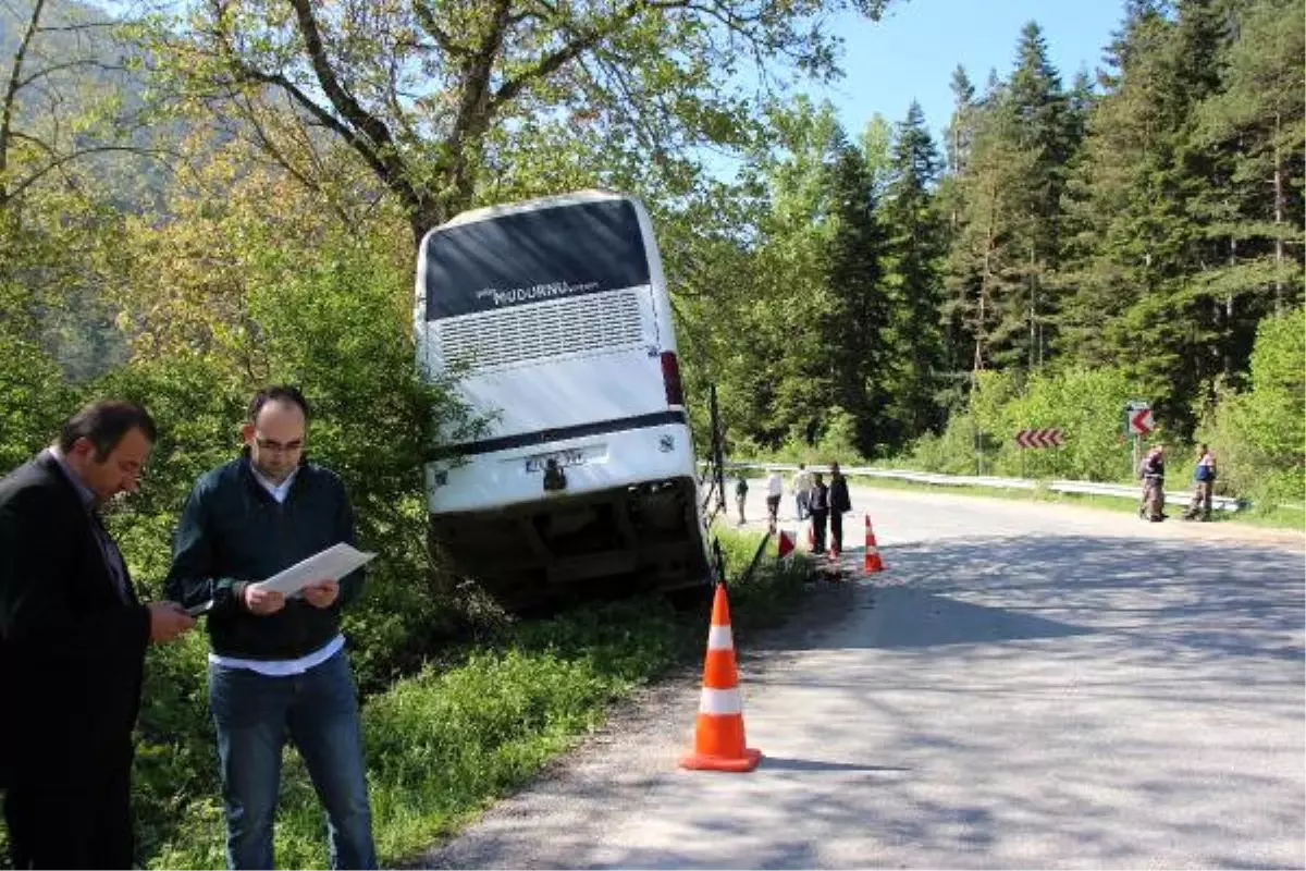 Dere Yatağına Düşen Otobüste 7 Yaralı