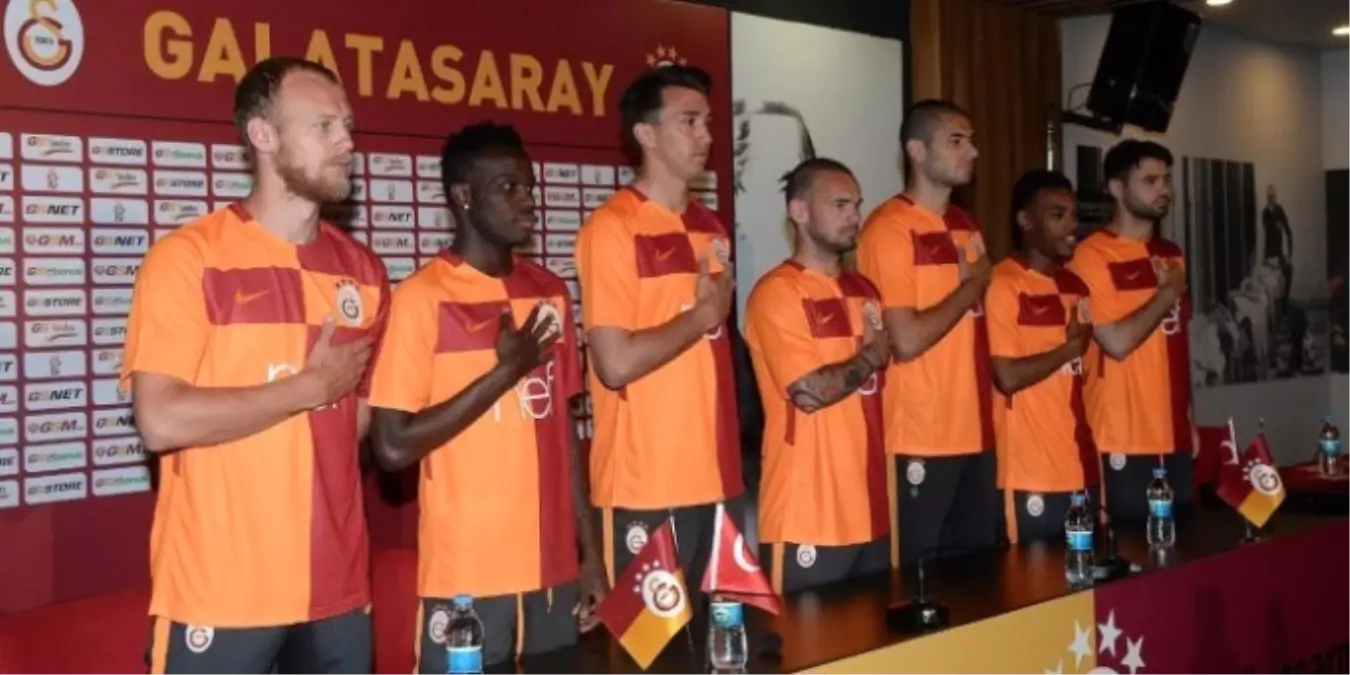 Galatasaray\'ın Formalarını Taraftar Sevmedi!