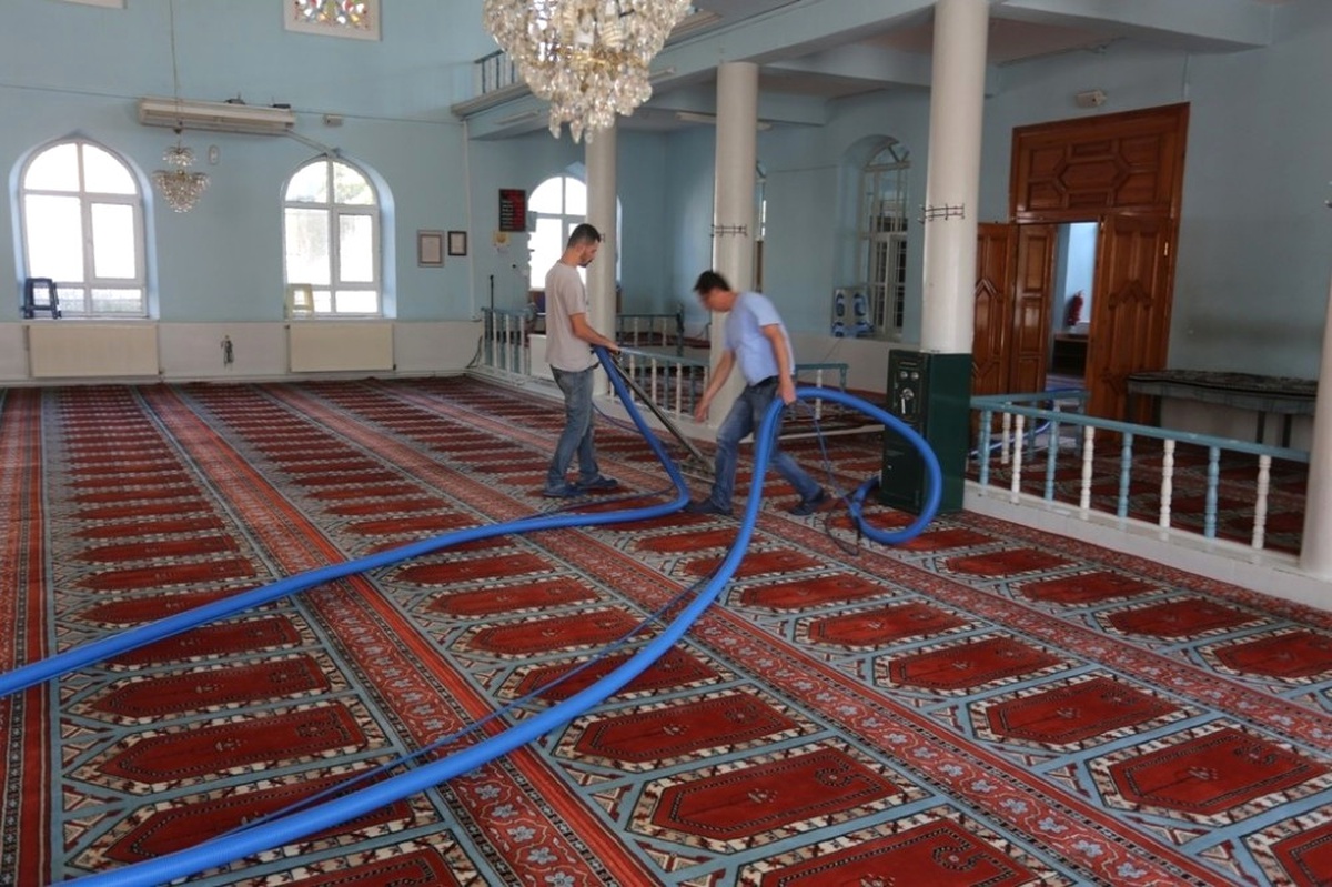 Gürsu\'da Camiler Ramazana Hazırlanıyor