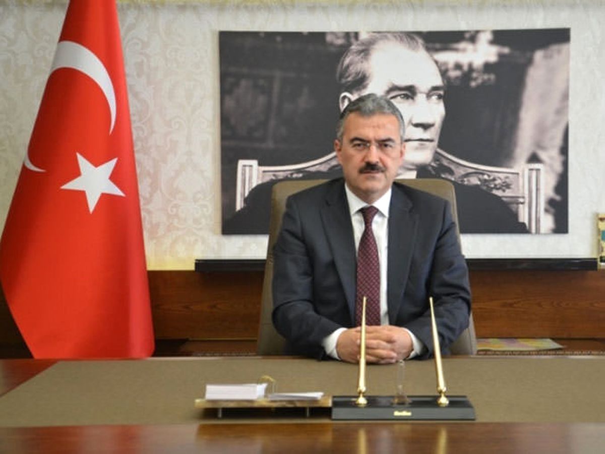 İzmir\'de Bir Tane Fakir Kalmasın" Projesi Tanıtıldı