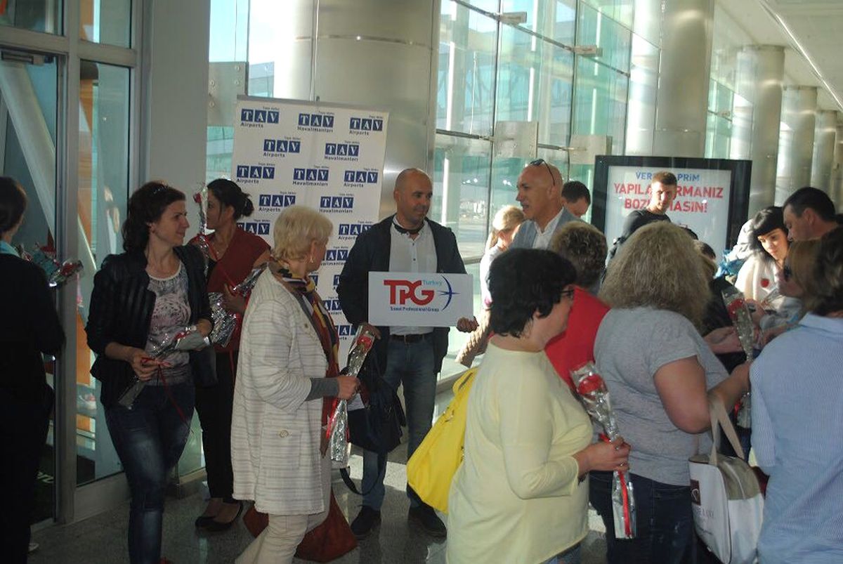 Ukrayna\'dan Charter Uçuşları Başladı