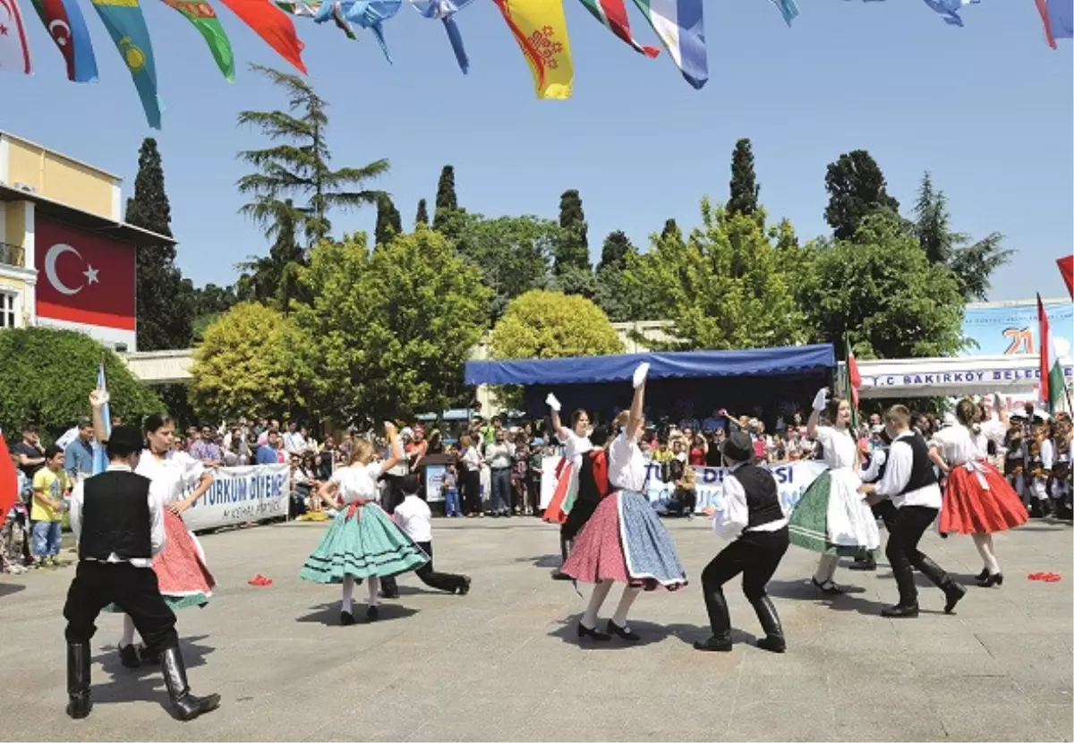22. Türk Dünyası Çocuk Şöleni