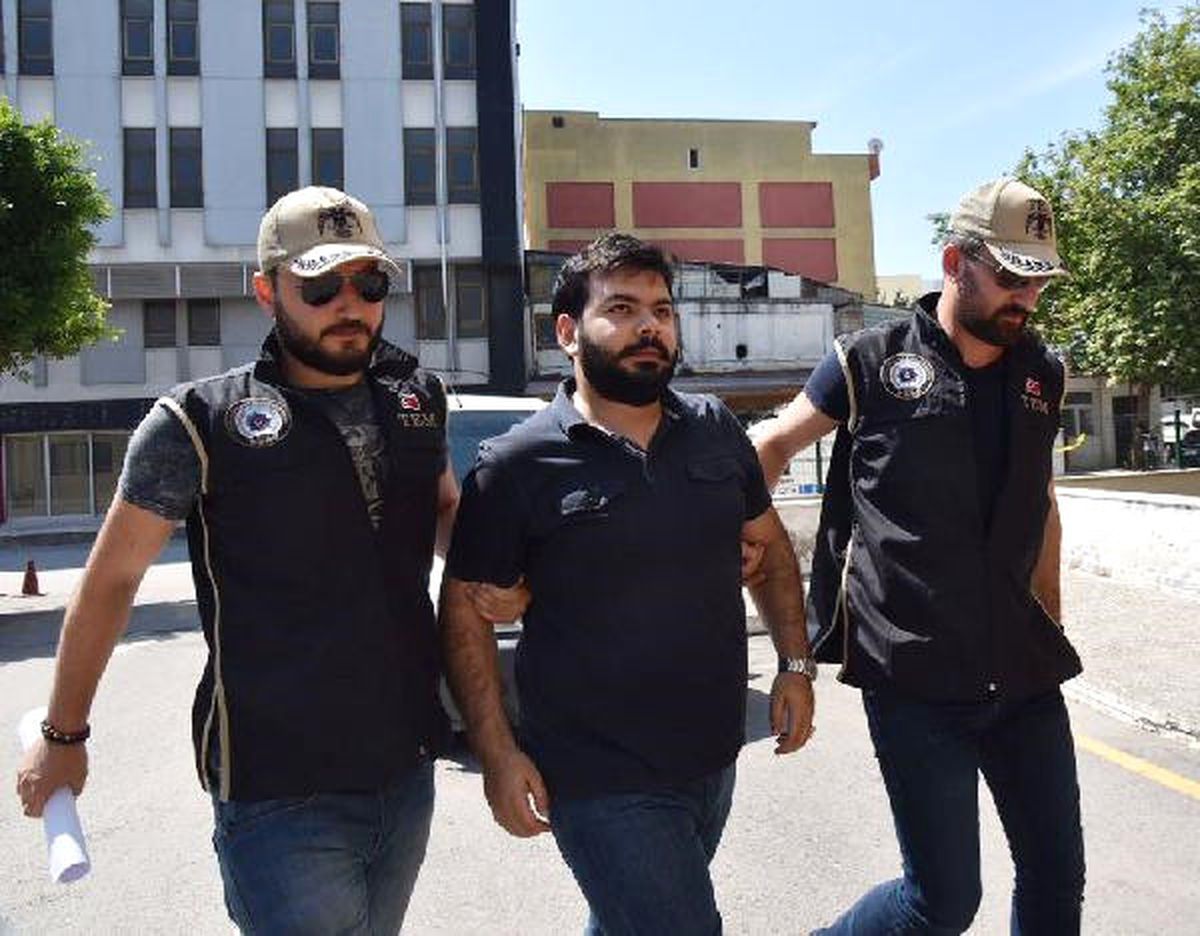 Antalya\'da Avukata \'Bylock\' Tutuklaması
