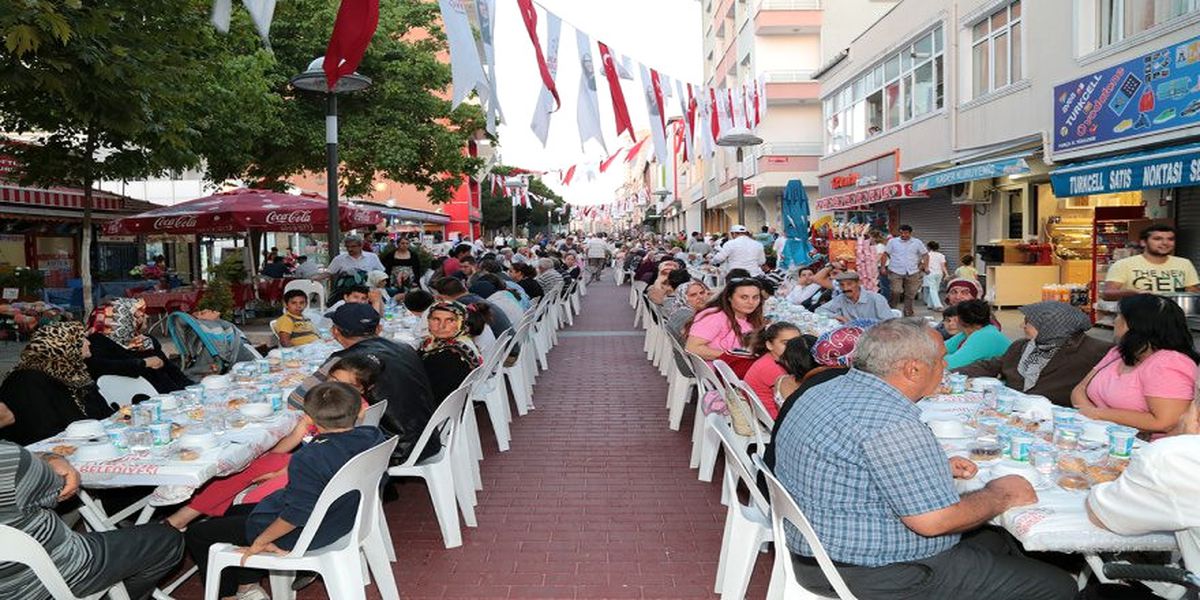 Ataşehir\'de Ramazan Dopdolu Geçecek