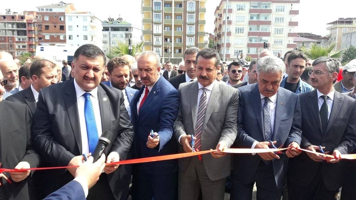 Bakan Çelik: "Masada Müttefik Olanların Sahada Nasıl Münafık Olduklarını Görüyorsunuz"