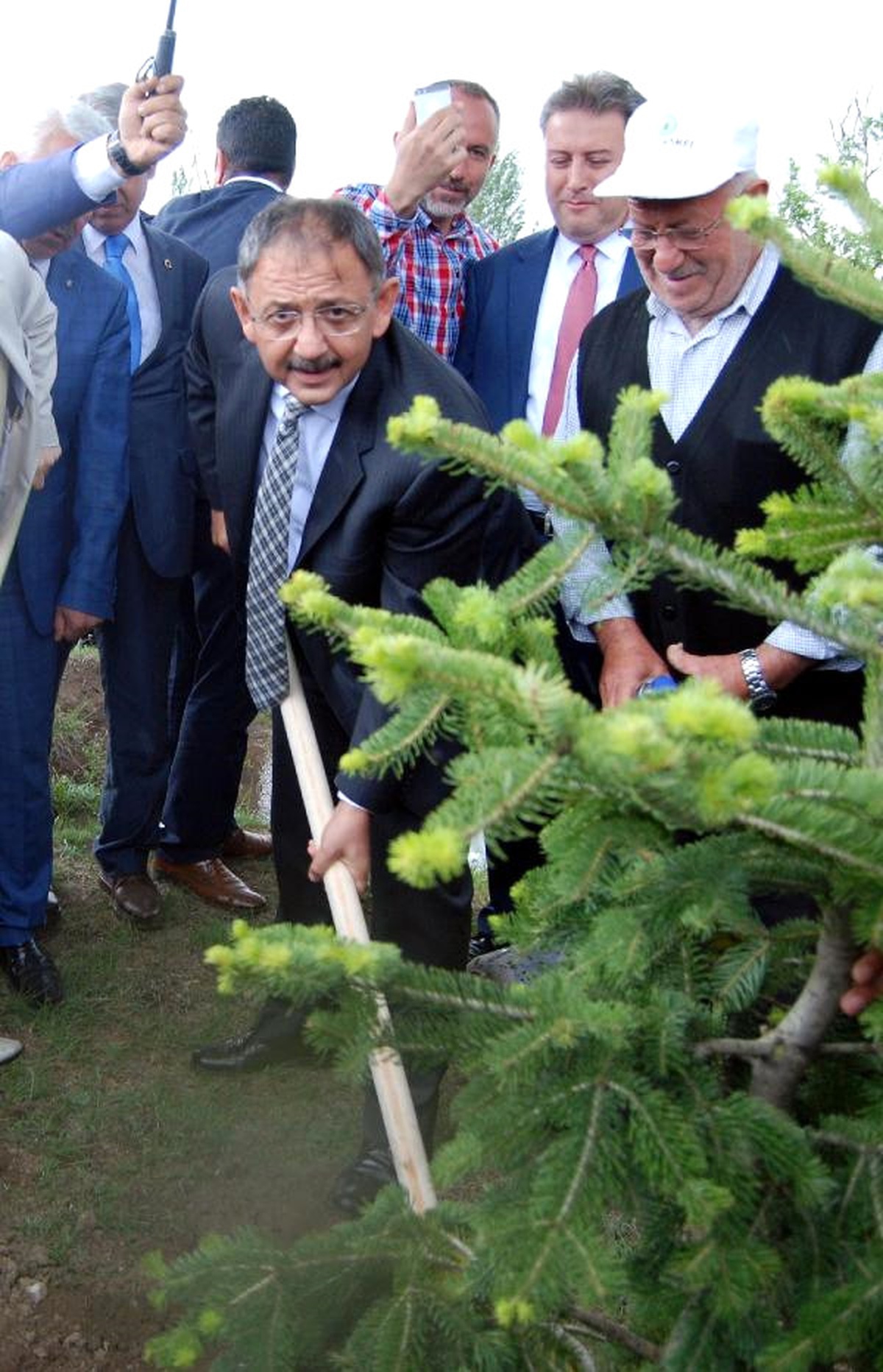 Bakan Özhaseki: Fetö\'cüler Şeytandan Bile 2 Tık Öndeler (2)