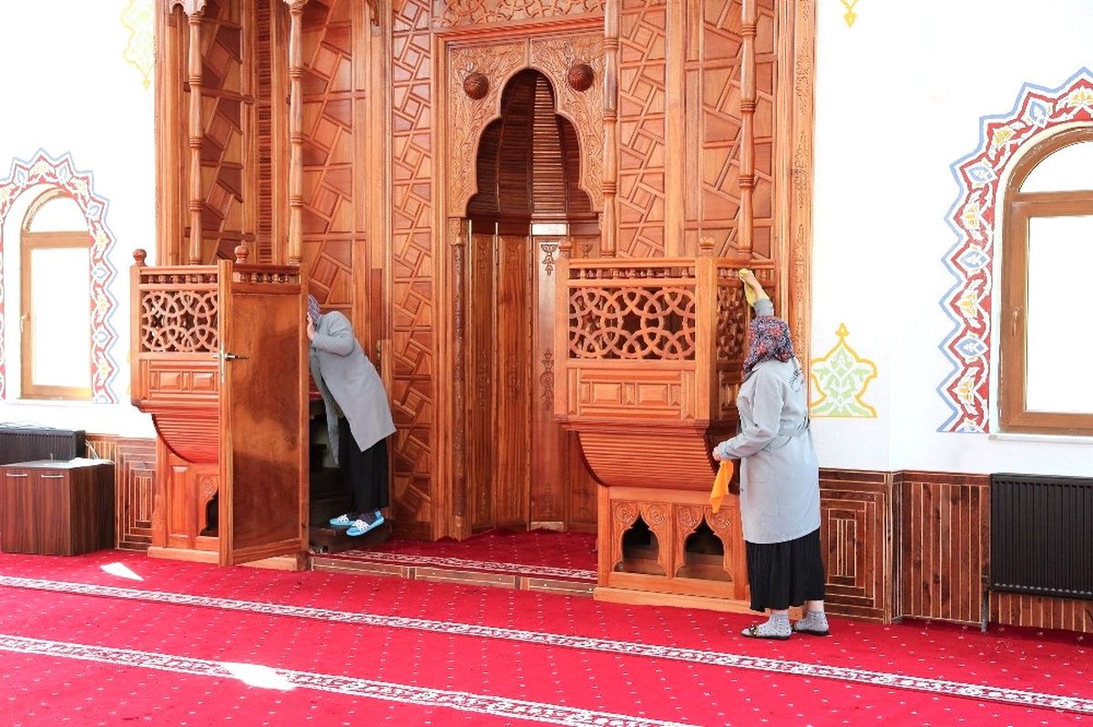 Başiskele\'nin Camileri Ramazan Ayına Hazır