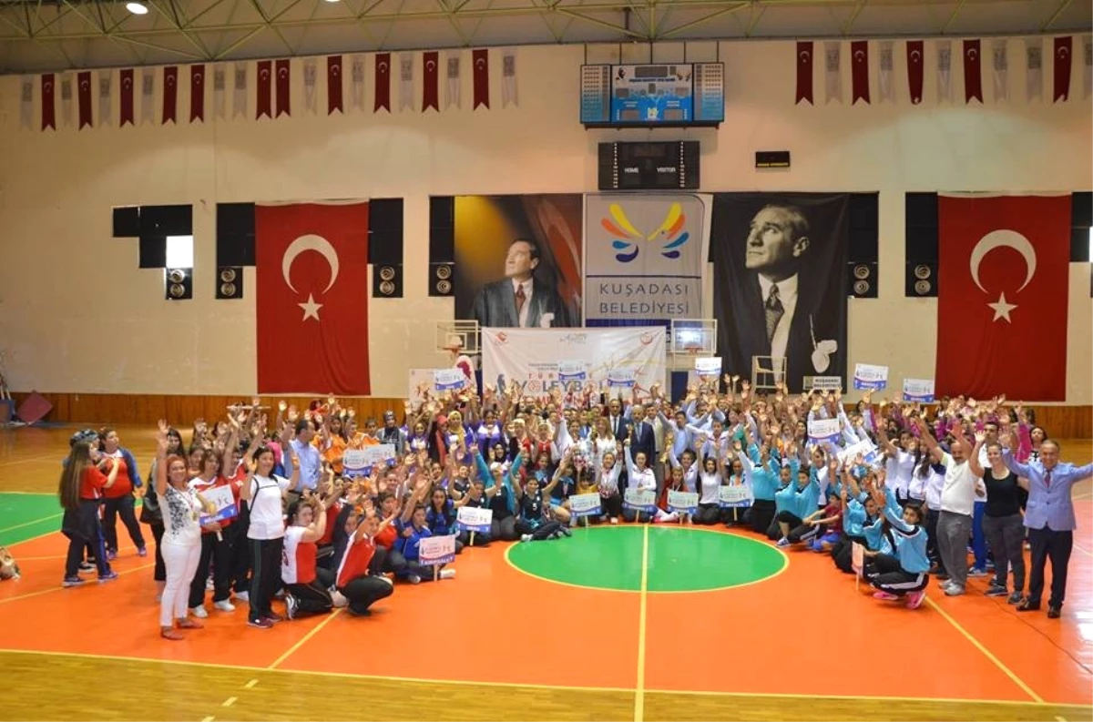 Bayanlar Türkiye 4. Voleybol Şampiyonası Sona Erdi