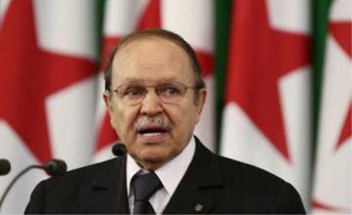 Cezayir\'in Yeni Başbakanı Tebbun\'un Siyasi Geçmişi