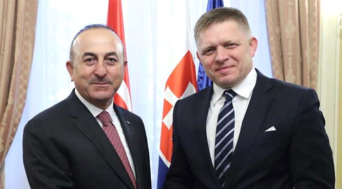 Dışişleri Bakanı Çavuşoğlu Slovakya\'da
