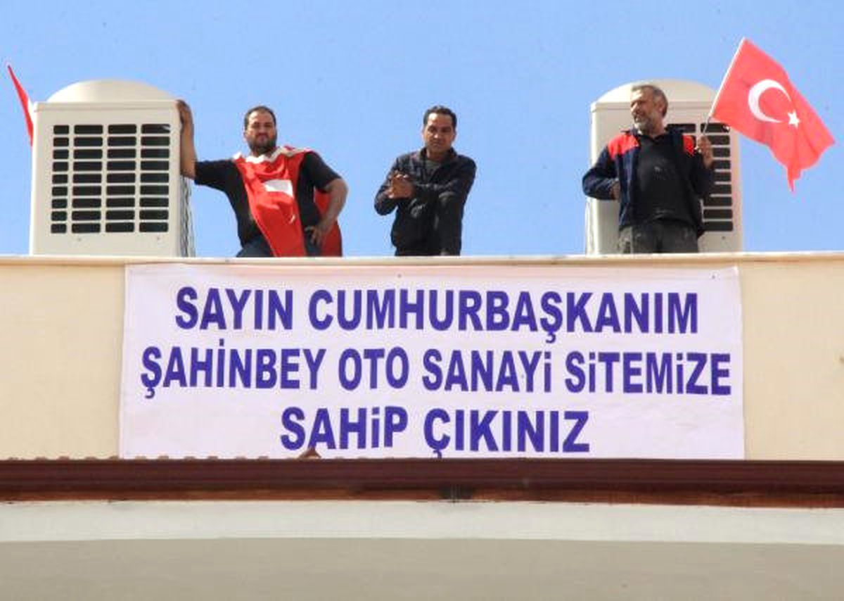 Gaziantep\'te Tamircilerin Tahliye Eylemi