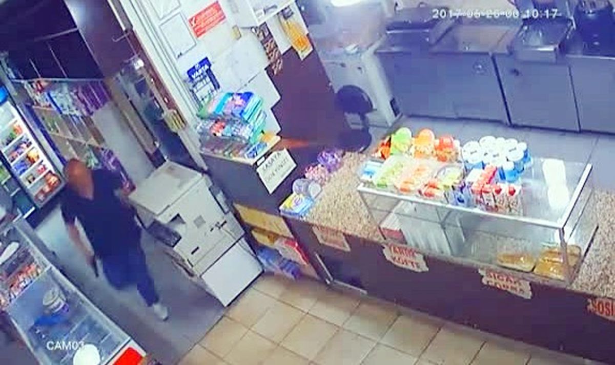 Kartal\'da Hastane Kantinindeki Silahlı Saldırı Güvenlik Kamerasında
