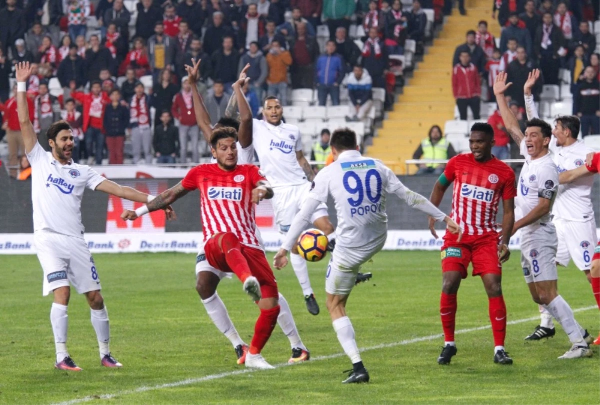 Kasımpaşa ile Antalyaspor Ligde 12. Kez Karşılaşacak