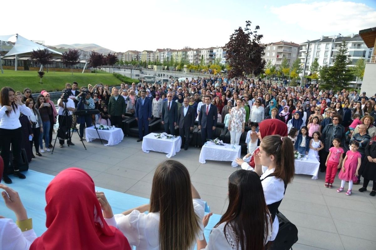 Mahalle Konakları Çalışmaları Sergilendi