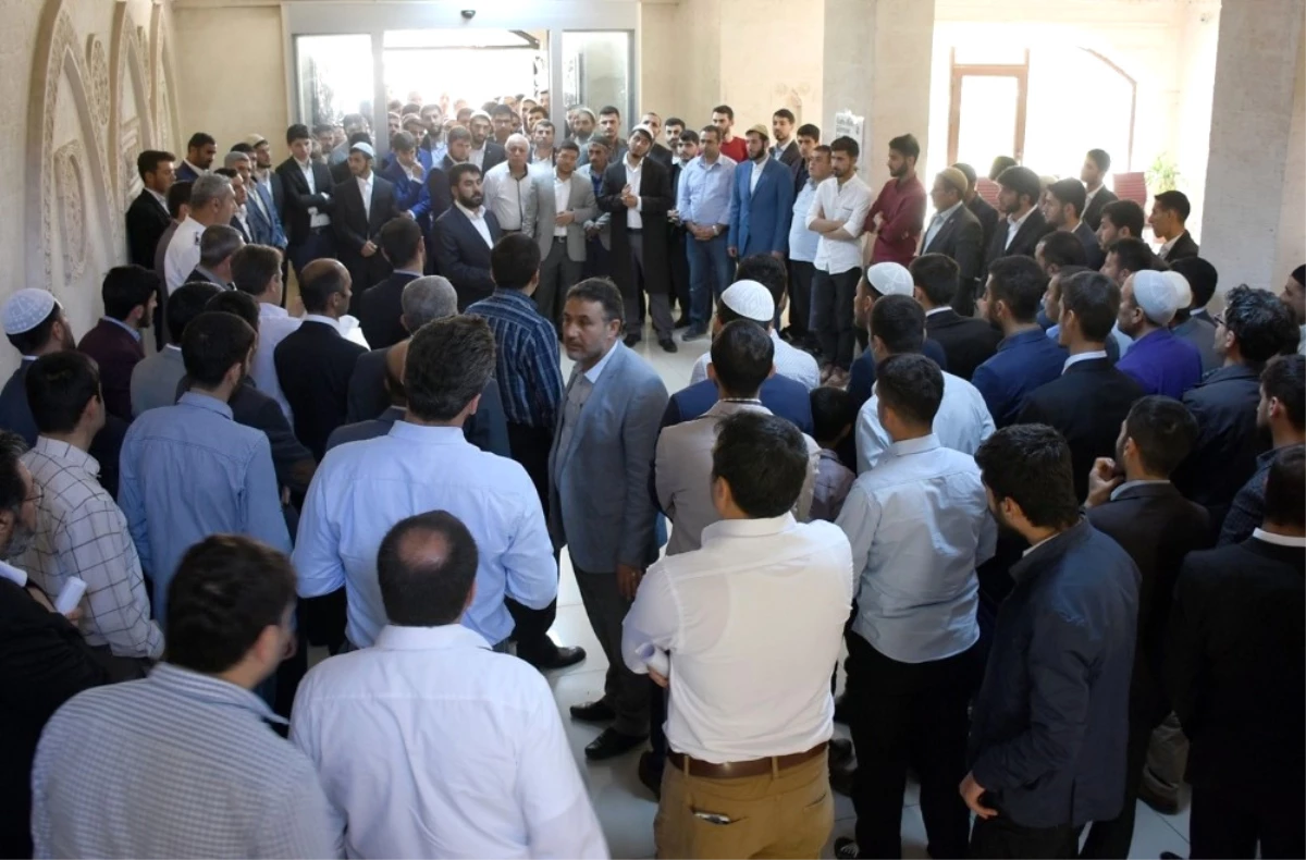 Mardin\'de Yeni Cami Görevlileri Hizmete Başladı
