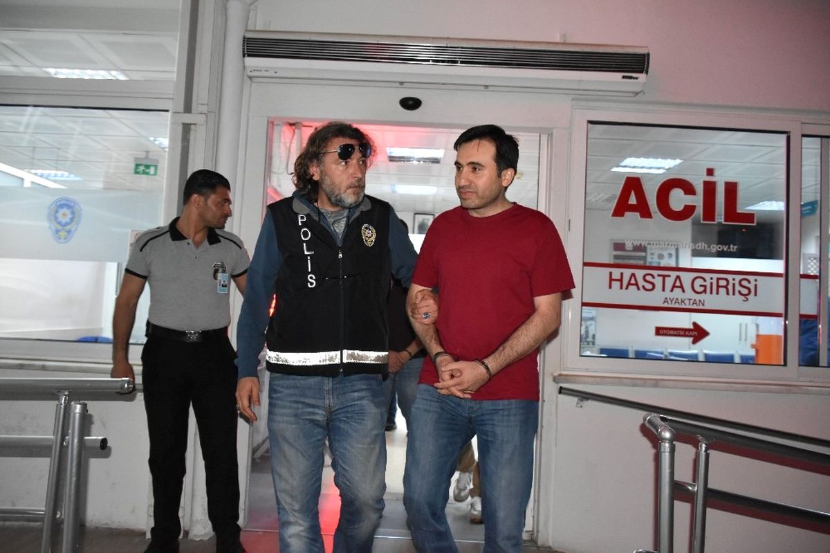 Marmaris\'te Fetö Operasyonunda 2 Öğretmene Gözaltı