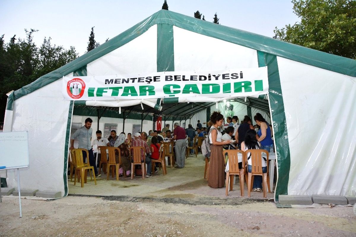 Menteşe, Ramazan\'a Hazır