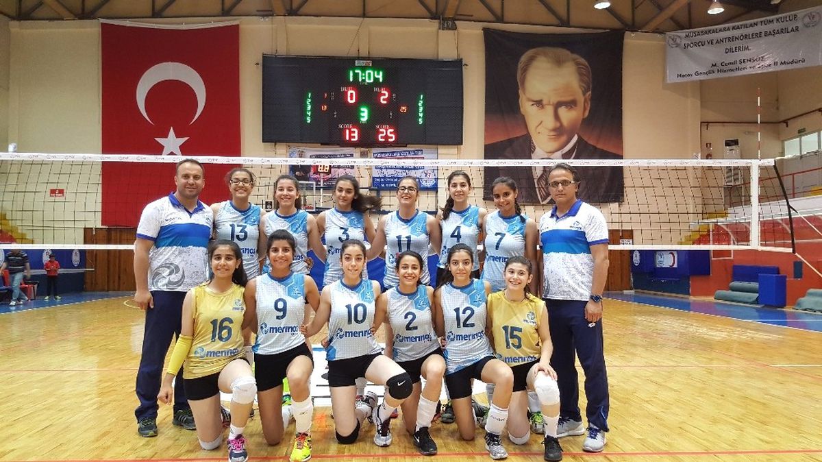 Merinosspor Bayan Yıldız Volyebol Takımı Türkiye Finallerine Katılıyor