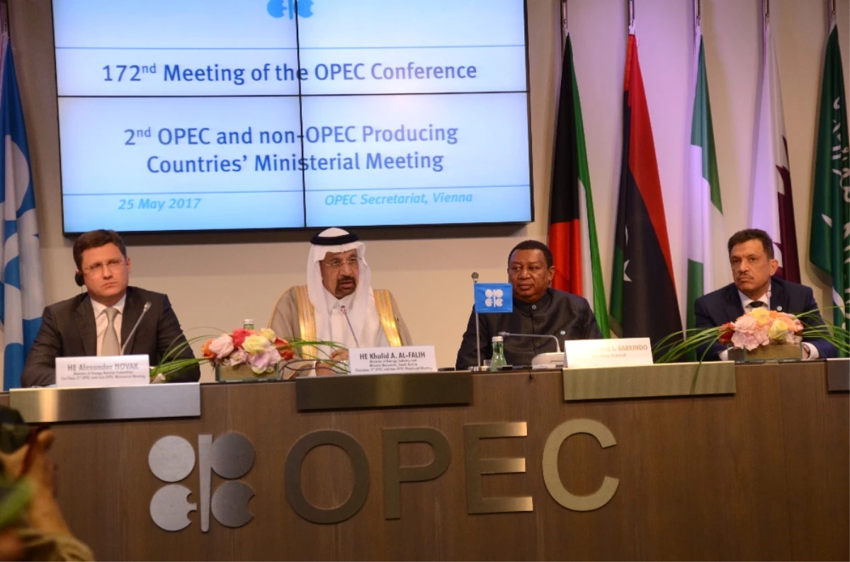 Opec, Petrol Üretimini Kısma Kararını 9 Ay Daha Uzattı