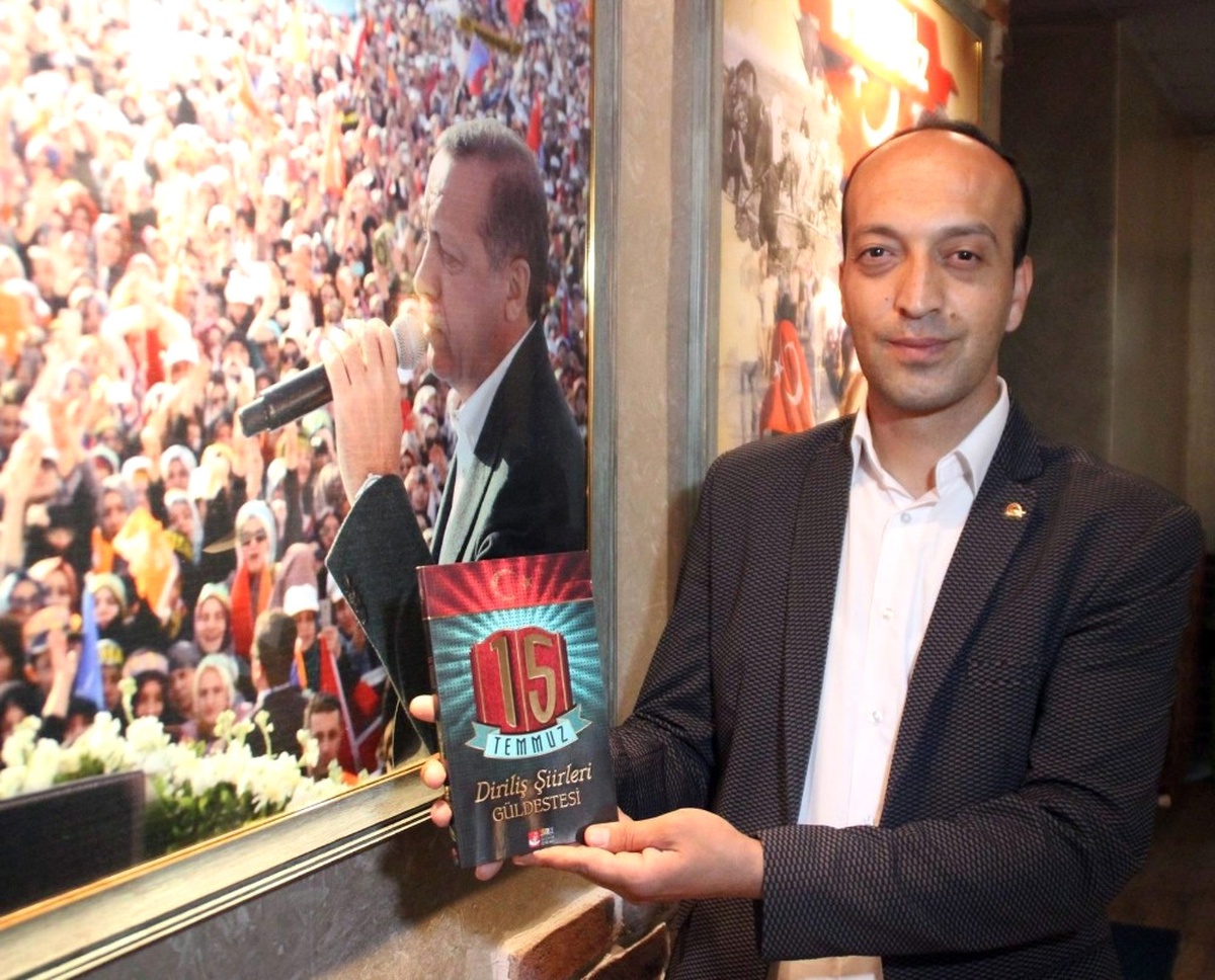 Cumhurbaşkanı Erdoğan\'ın Şiirini Okuduğu Şair: "Abdest Alıp, Şükür Namazı Kıldım"