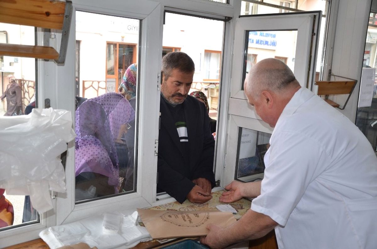 Ramazanda En Ucuz Pide Yine Bozüyük\'te